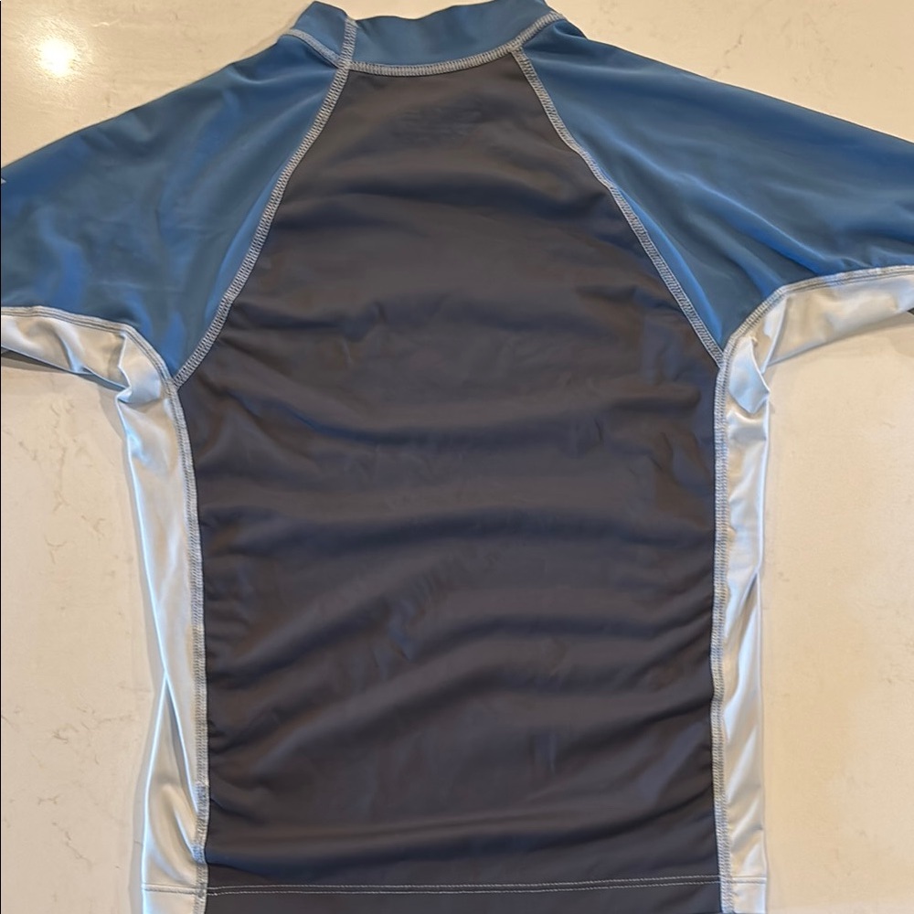 XCEL Blue and Gray Rash Guard - Picture 3 of 3